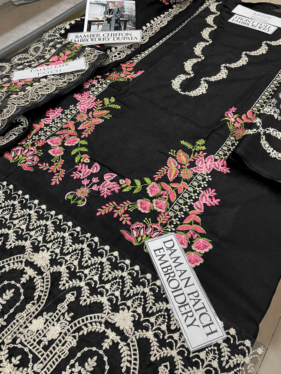 DFW-1273 Elaf Heavy Embroidery 3PC Lawn Suit