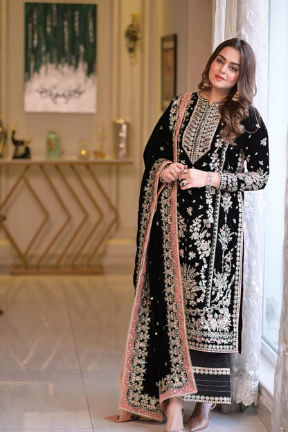 DFW-1348 Aneelas Heavy Embroidery 3PC Lawn Suit
