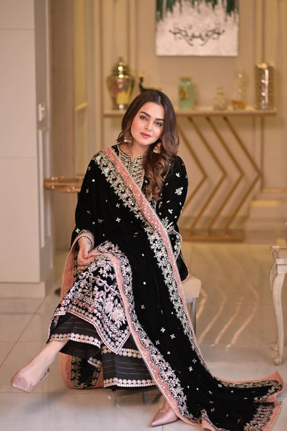 DFW-1348 Aneelas Heavy Embroidery 3PC Lawn Suit