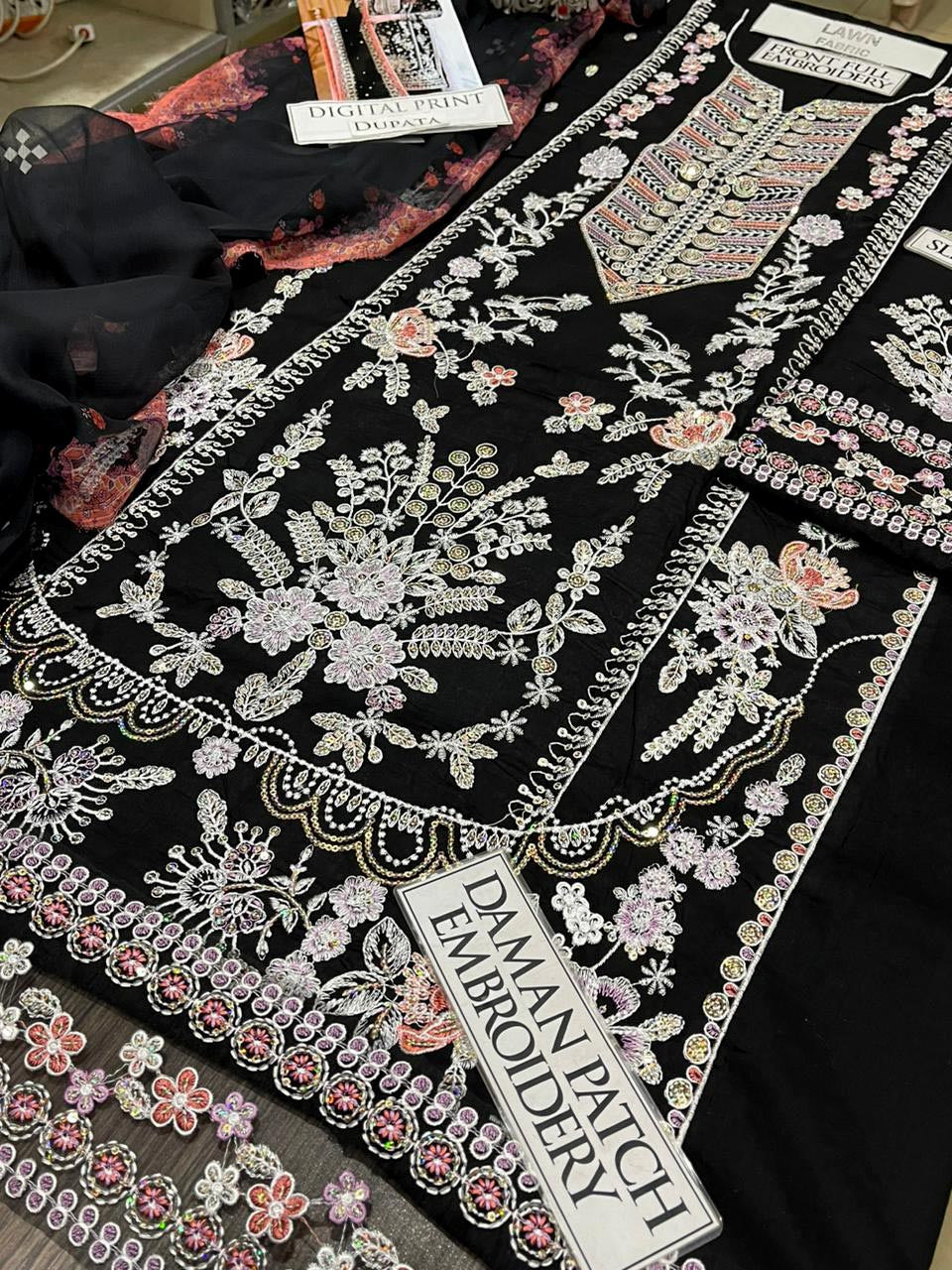 DFW-1348 Aneelas Heavy Embroidery 3PC Lawn Suit