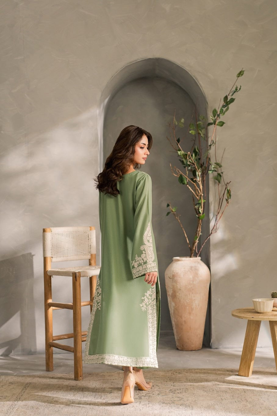 DFW-1360 Laam Embroidery 2PC Lawn Suit