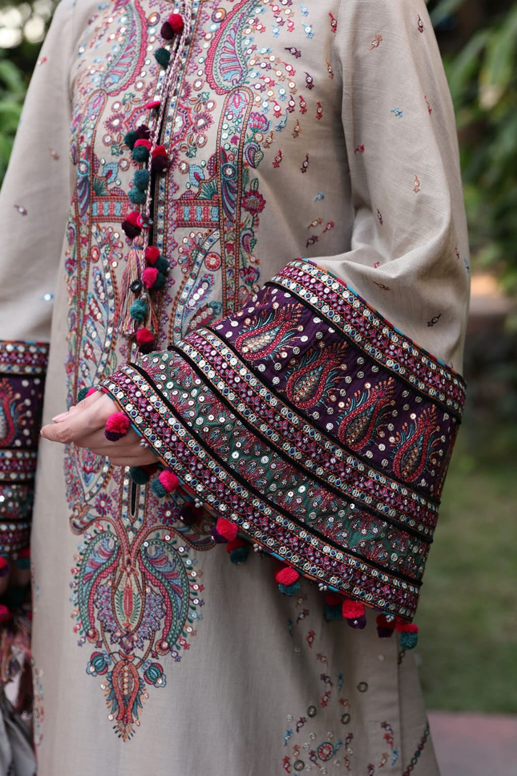 DFW-1349 Jazmin Embroidery 3PC Lawn Suit