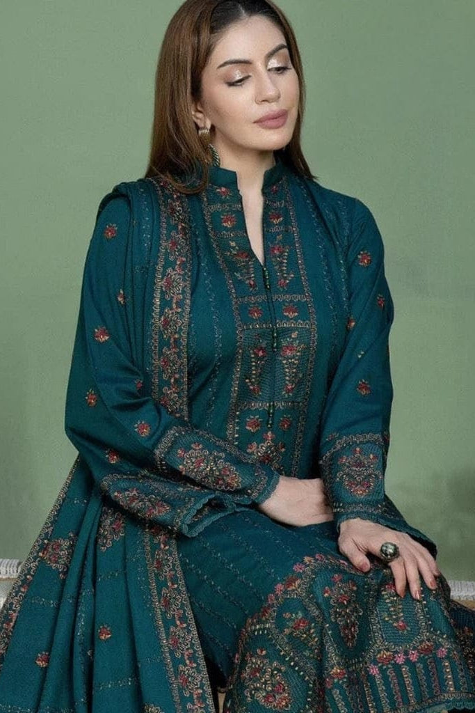 DFW-1252 Mohagani Embroidery 3PC Dhanak Suit