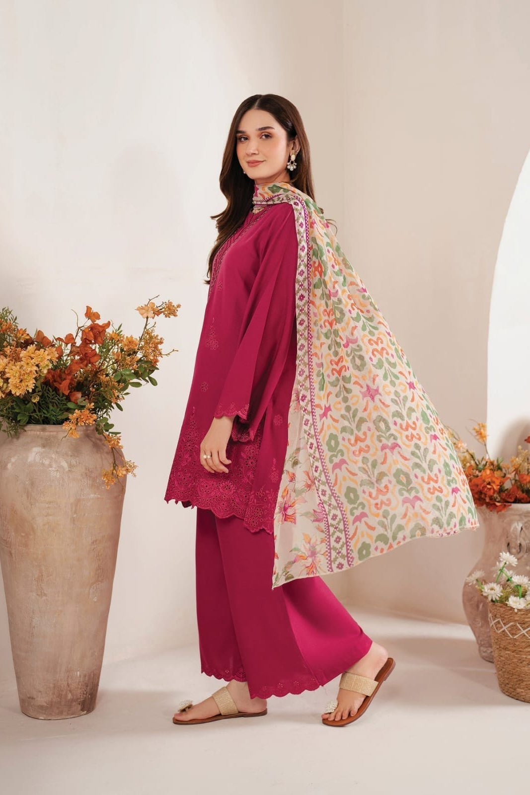 DFW-1250 Baroque Embroidery 3PC Dhanak Suit