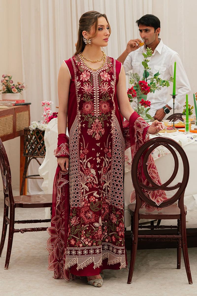 NFS-MNH1 | Mahnoor Heavy Embroidered 3Pc Lawn Dress
