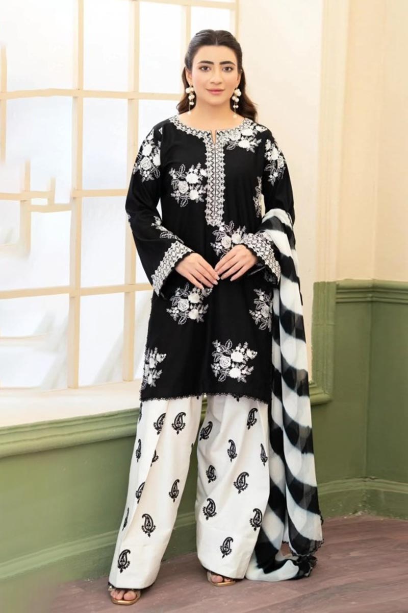 NFS-MB2 | Maria.B Heavy Embroidered 2Pc Lawn Dress