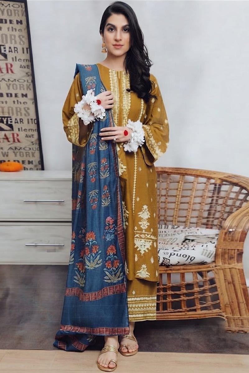 NFS-549 | Urge Heavy Embroidered Dhanak 3 Piece Dress