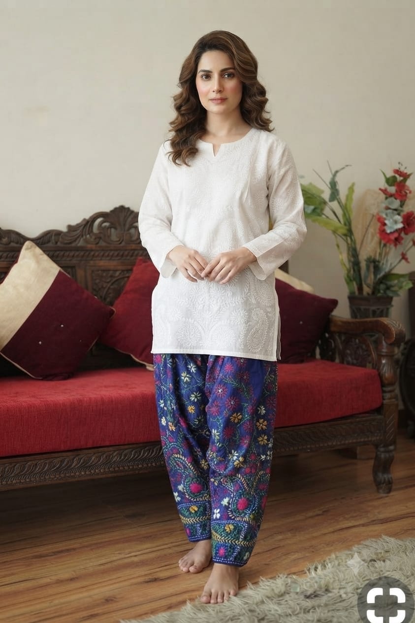 NFS-Ph2 | Phulkari Heavy Embroidered Dhanak 2 Piece Dress