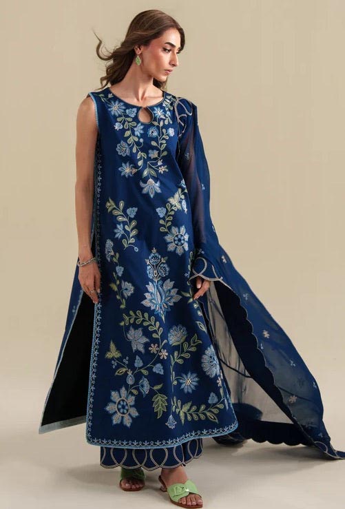 NFS-681 | Zaib Heavy Embroidered Dhanak 3 Piece Dress